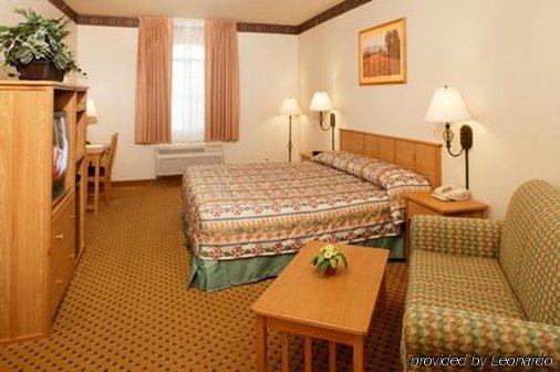 The Inn At Rolling Hills Casino & Resort Corning Quarto foto
